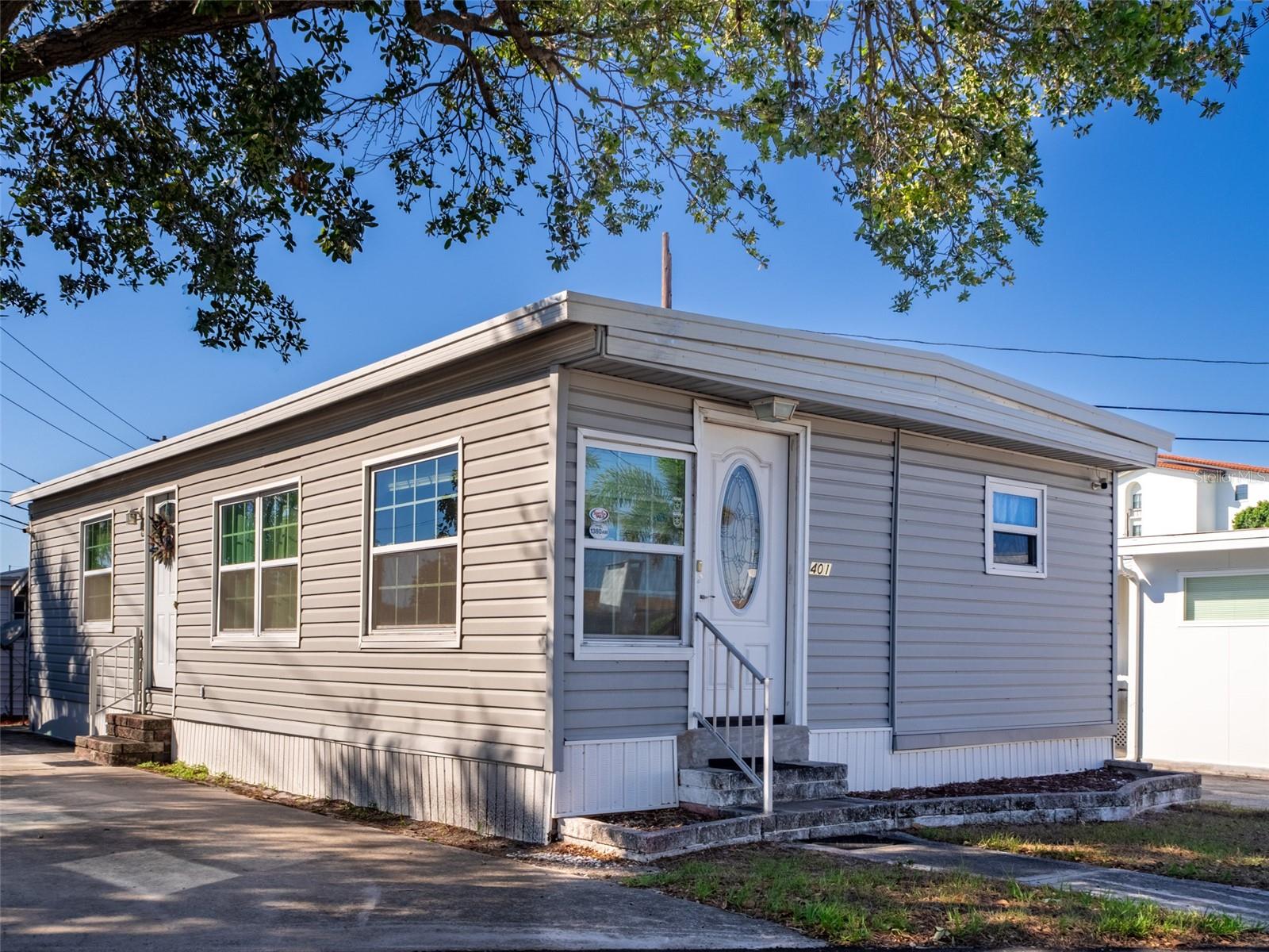 401 Denice Drive, FL