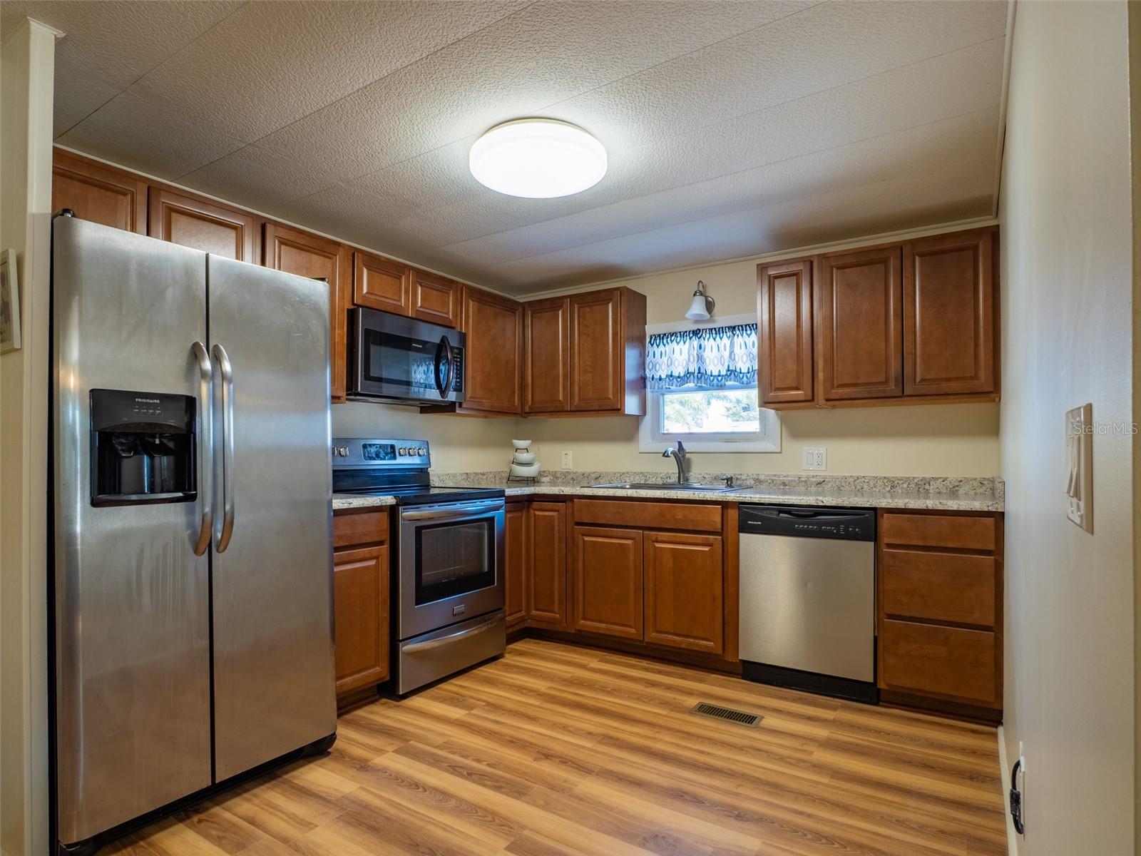 401 Denice Drive, FL