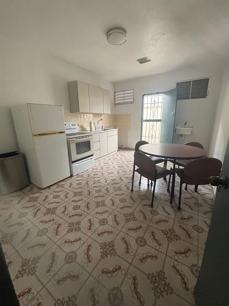 26 Manuel Corchado, PR