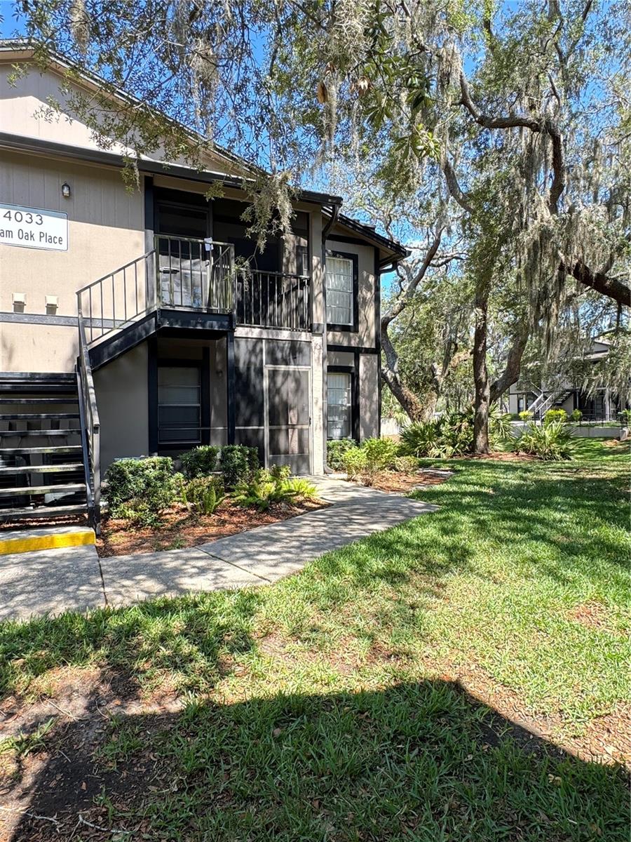 4033 Dream Oak Place, FL