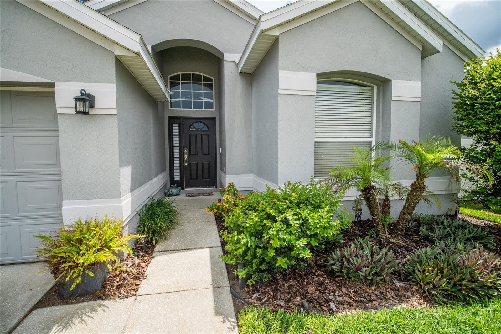 6 Pied Court, FL