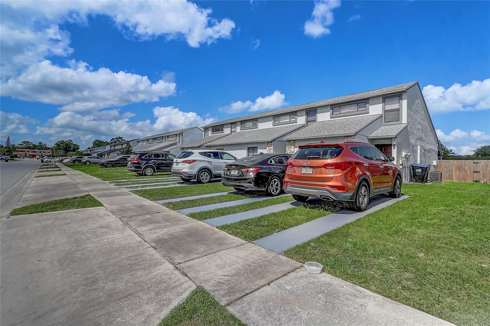 2719 Hunt Club Lane, FL