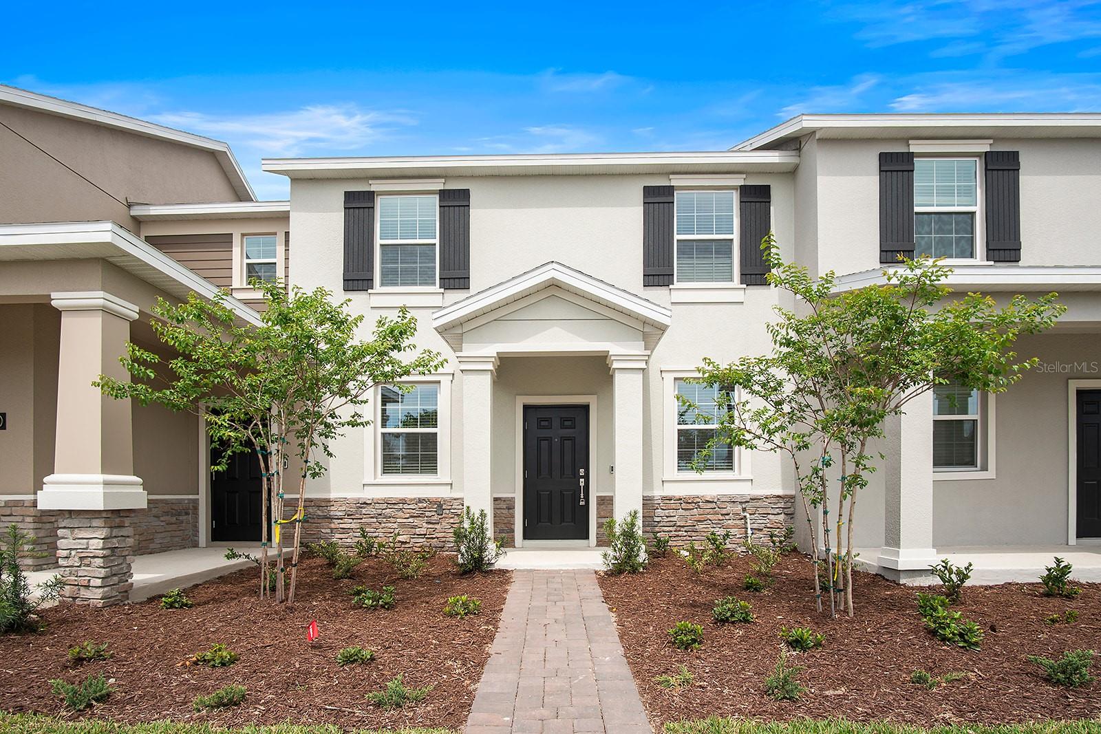 5643 Quiet Palm Loop, FL