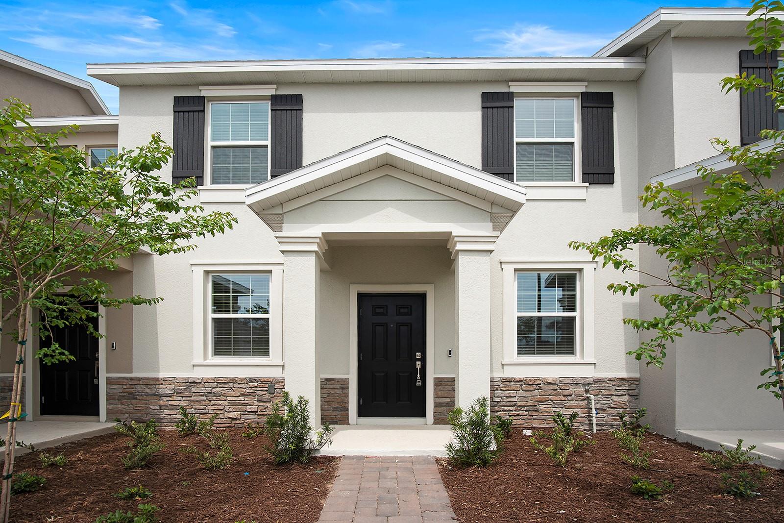 5643 Quiet Palm Loop, FL