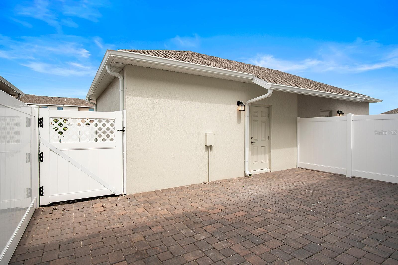 5643 Quiet Palm Loop, FL