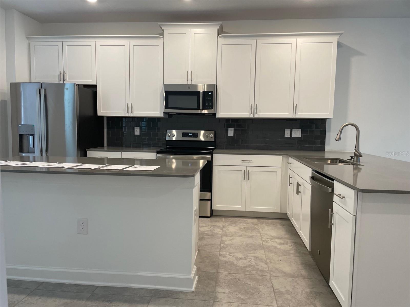 5643 Quiet Palm Loop, FL