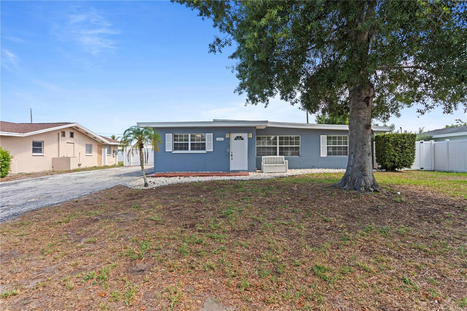 13733 Trinidad Drive, FL