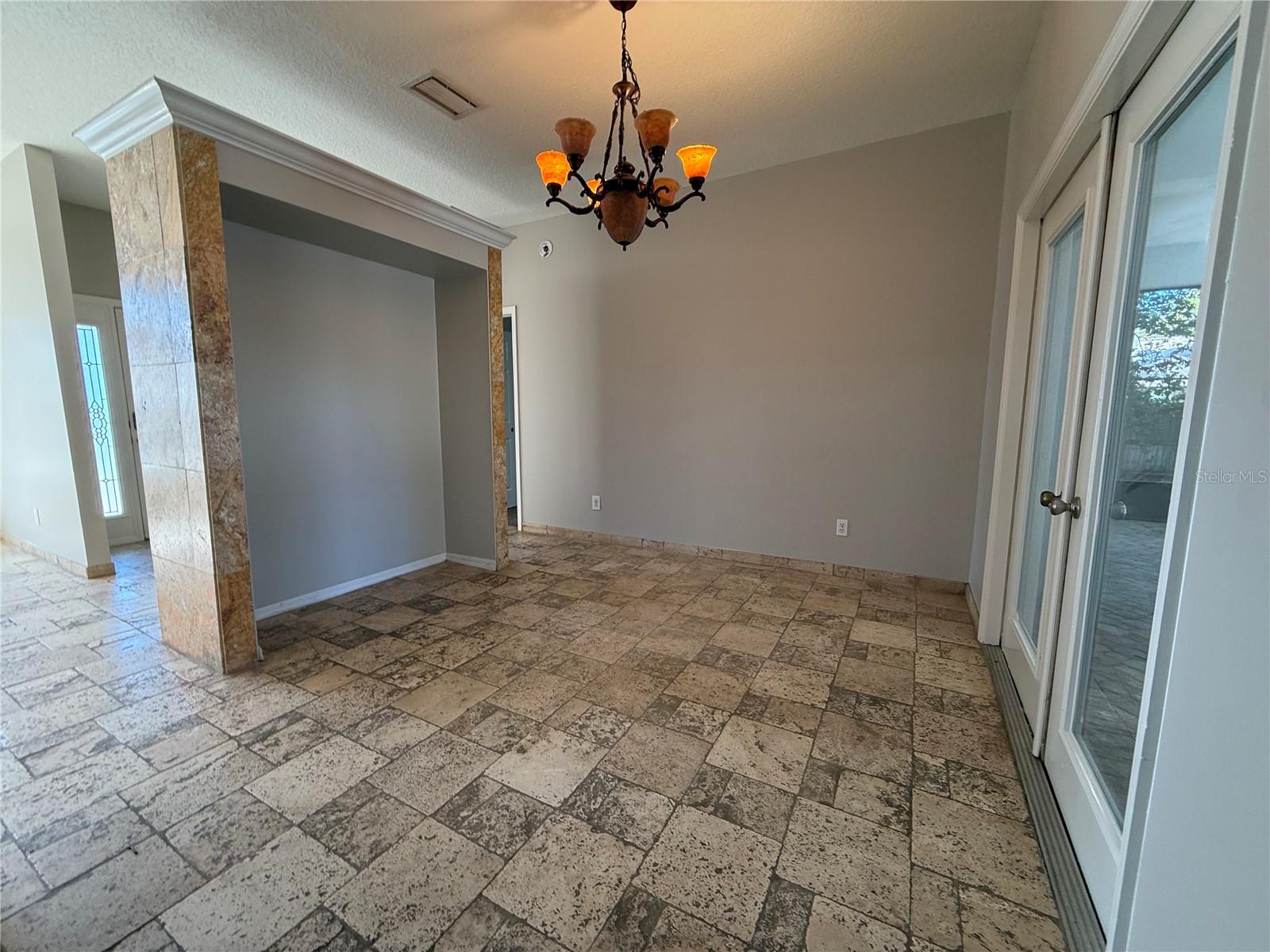 2212 Misty Ridge Lane, FL
