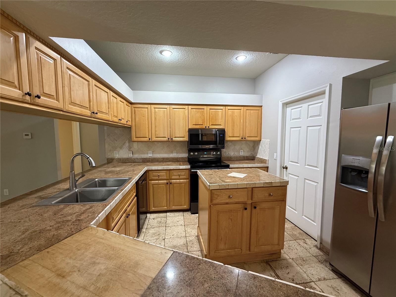 2212 Misty Ridge Lane, FL