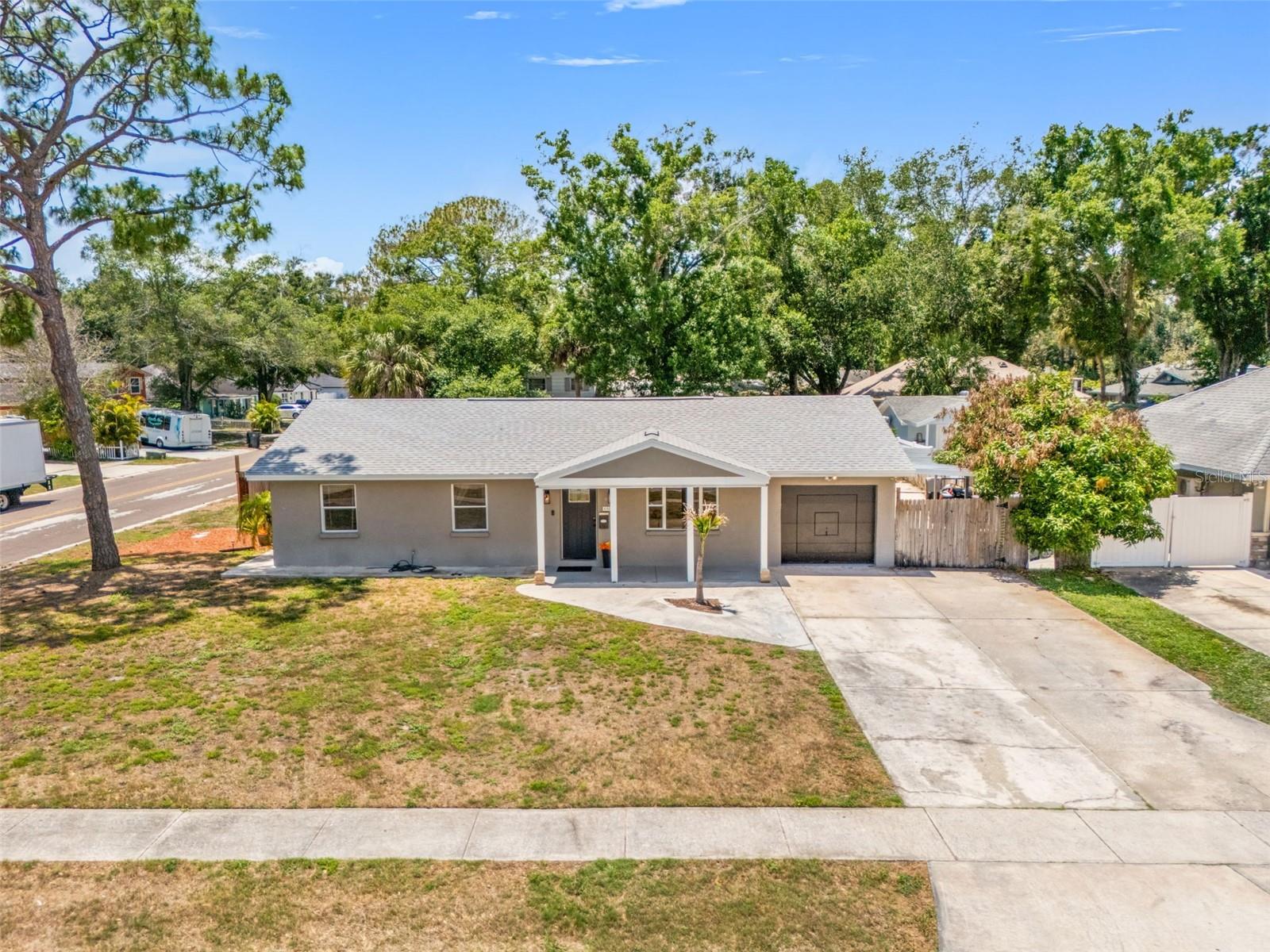 6802 Cresthill Court, FL