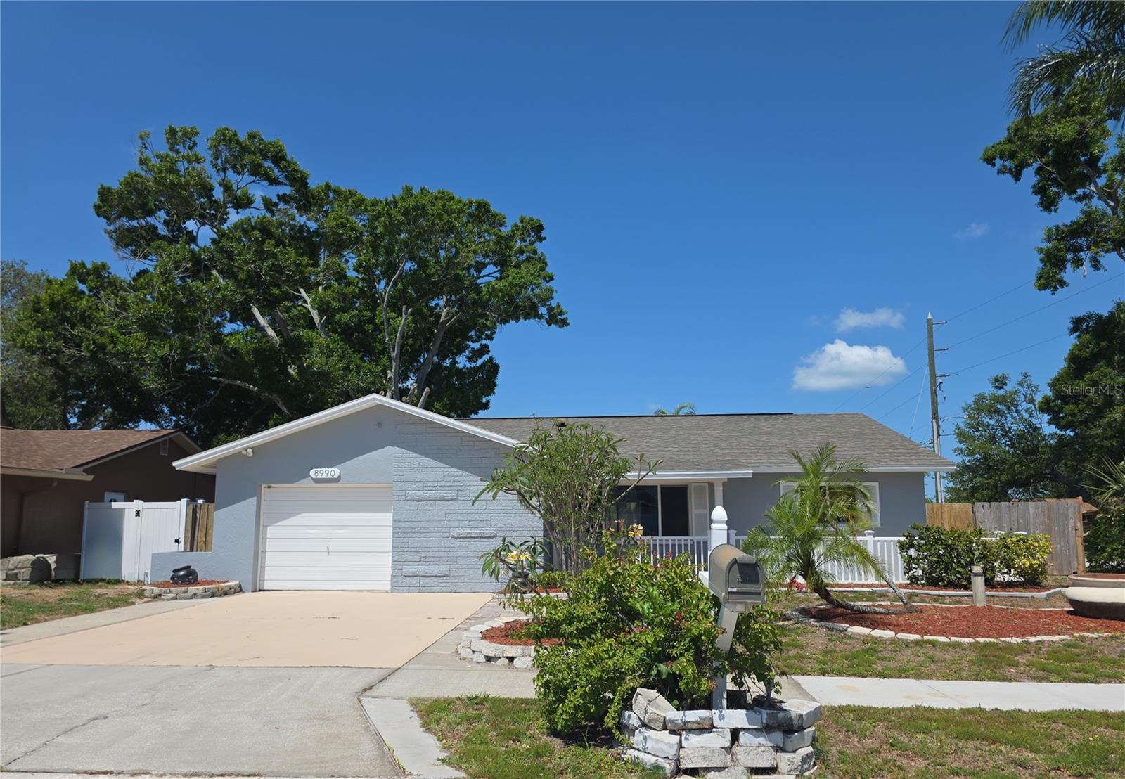 8990 123rd Way, FL
