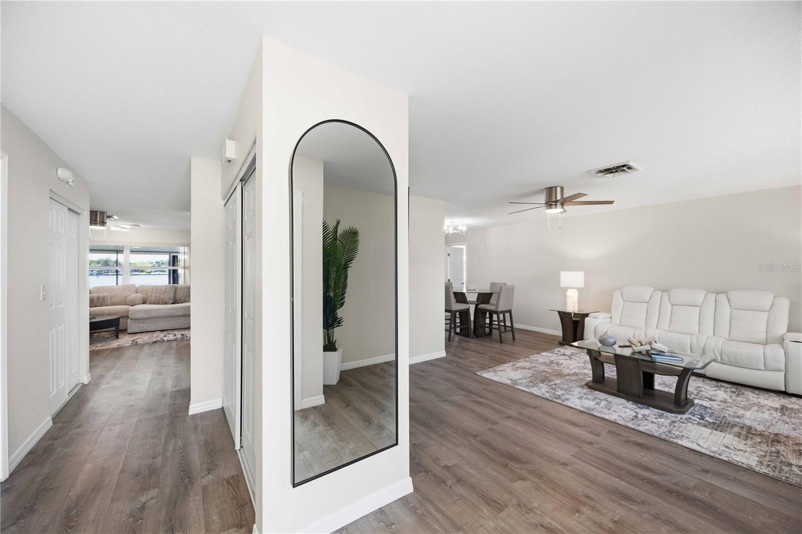 1933 Fairview Drive, FL