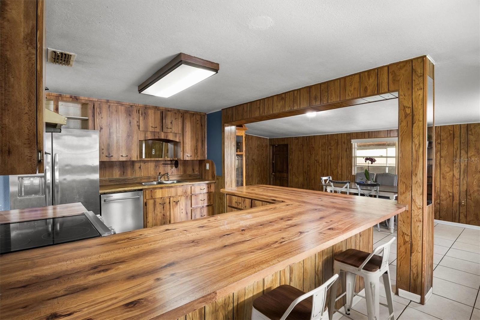1307 Mayflower Drive, FL