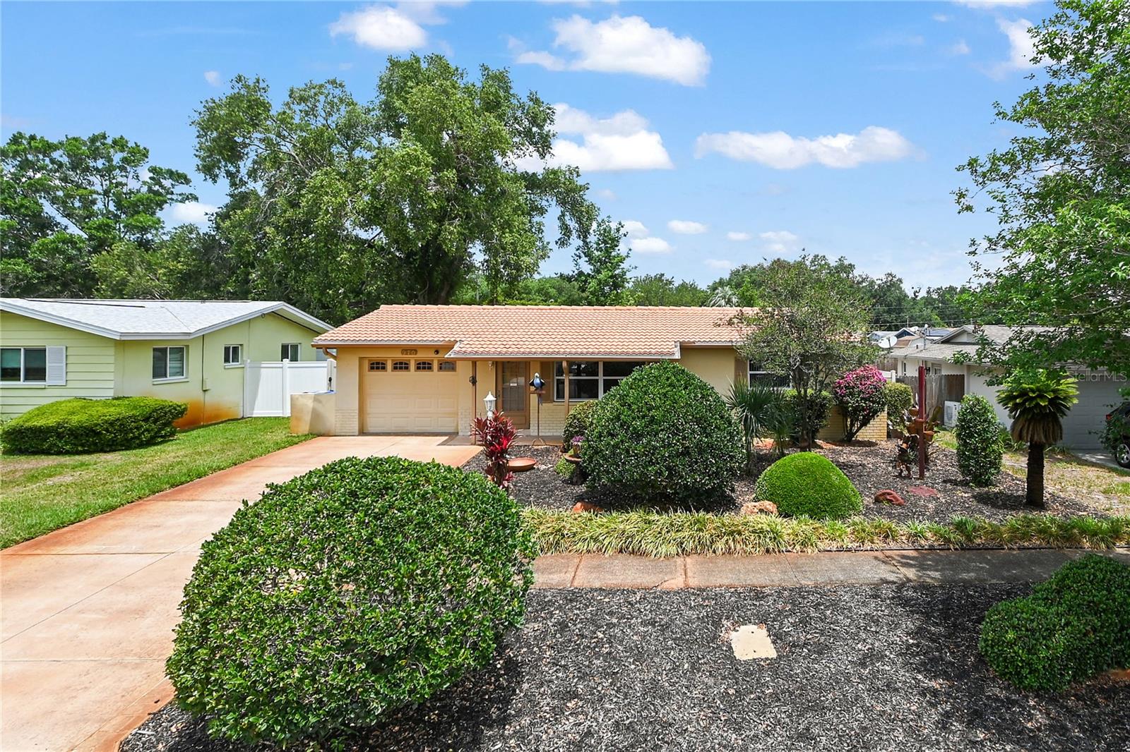 970 8th Avenue, FL