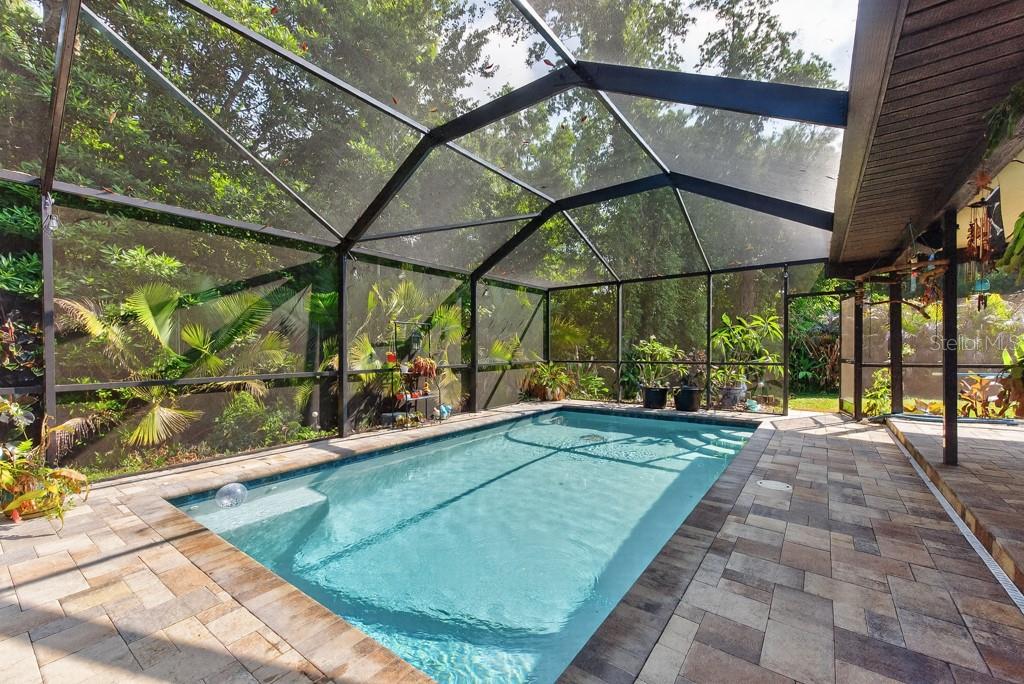 2735 Cypress Hollow Court, FL