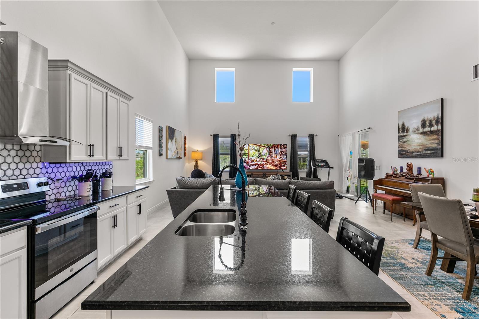 5637 Beggs Road, FL