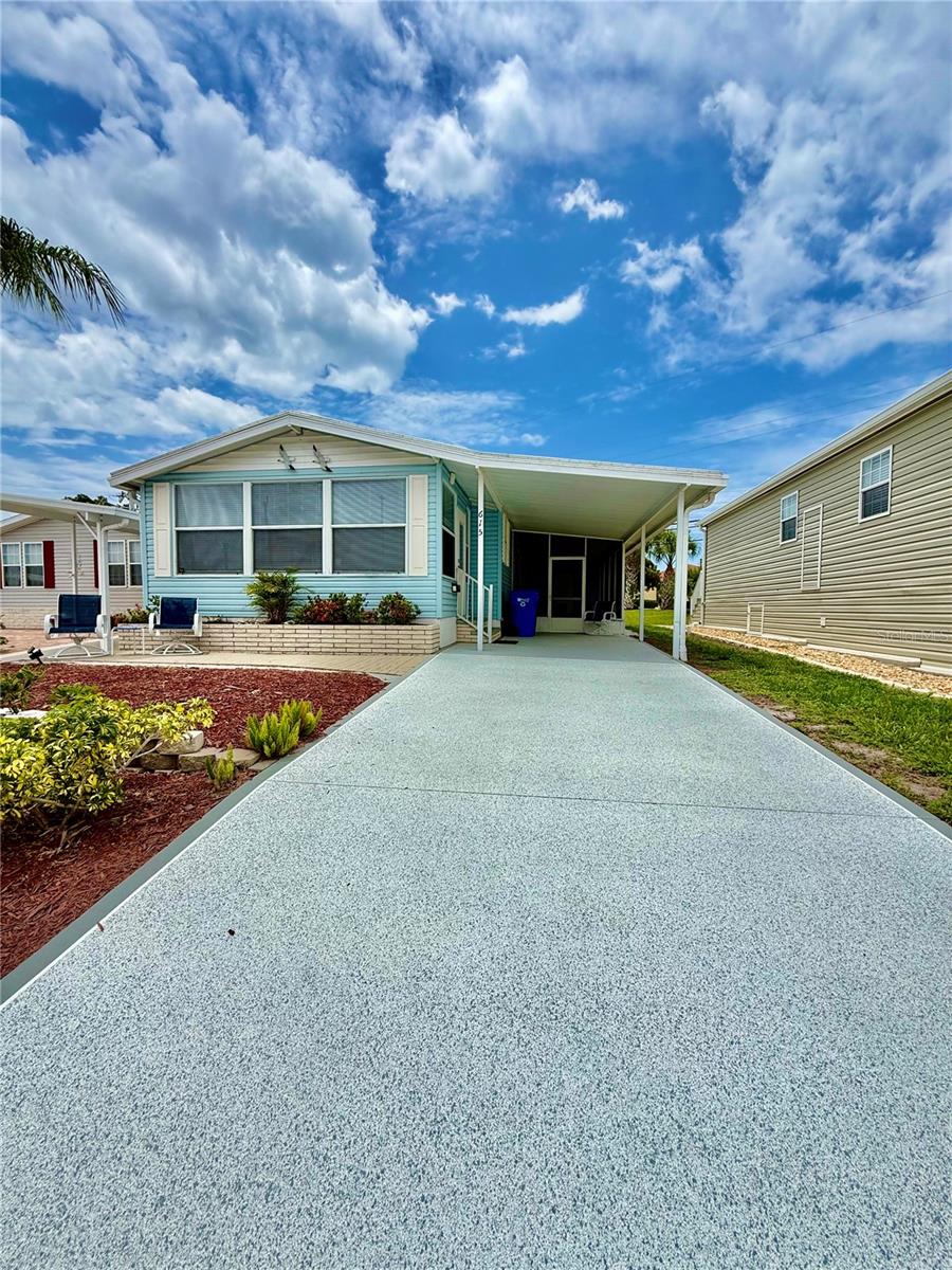 615 Green Circle, FL