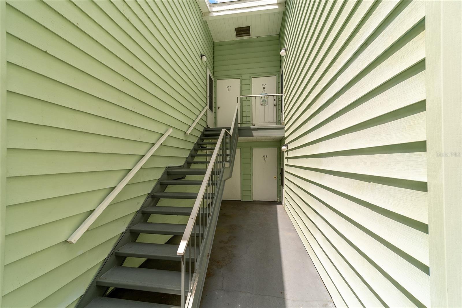 557 Midway Drive, FL