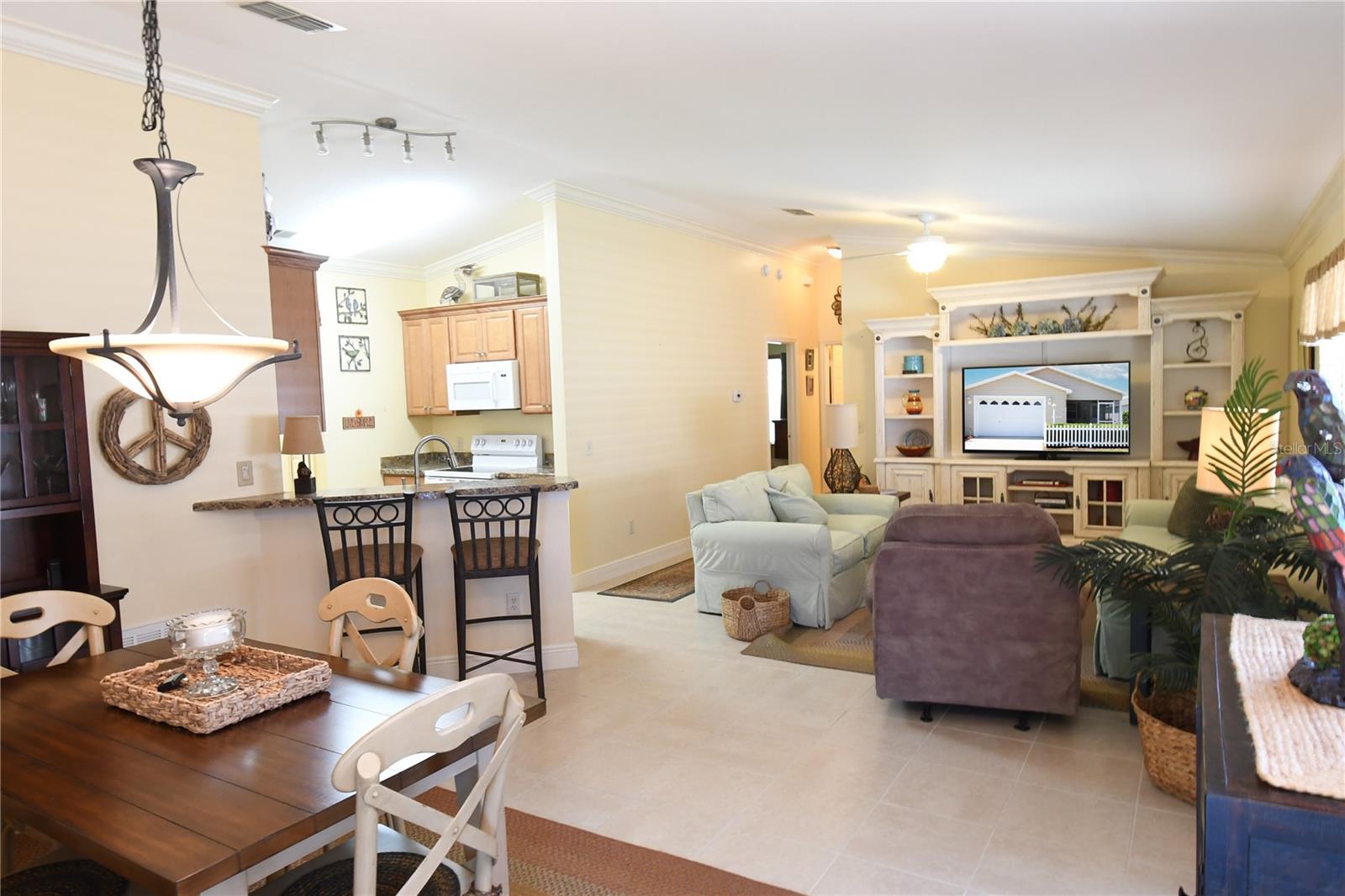2372 Travis Place, FL