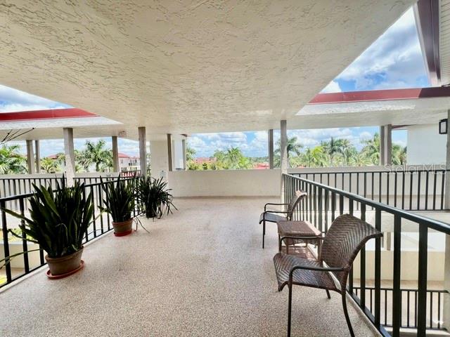 3220 Southshore Drive, FL