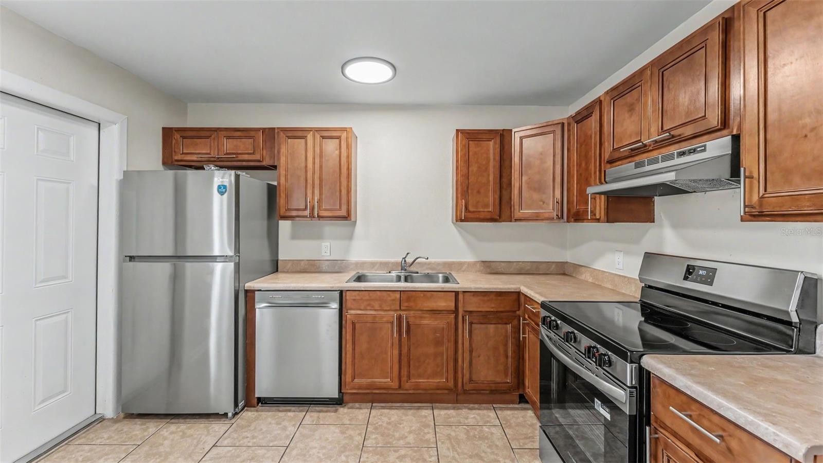 5637 Cherry Wood Circle, FL