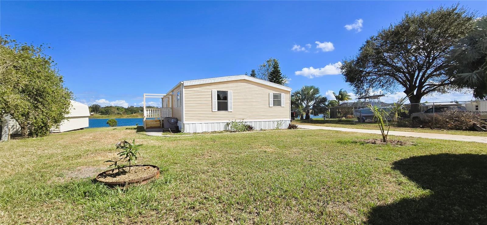 1125 Peninsular Drive, FL