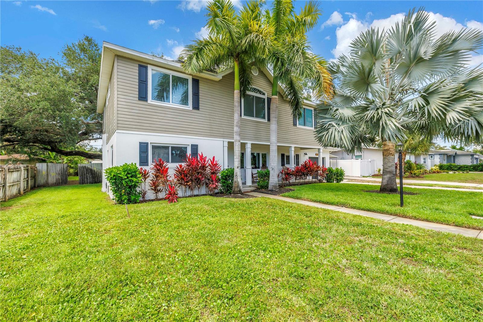 10819 Seminole Drive, FL