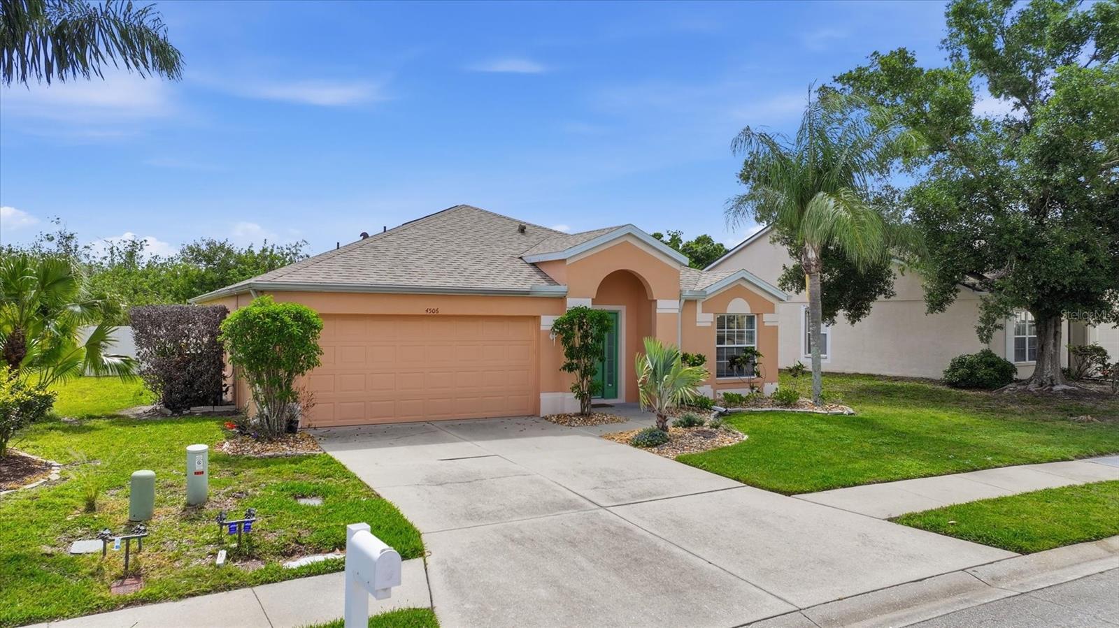 4506 Sanibel Way, FL