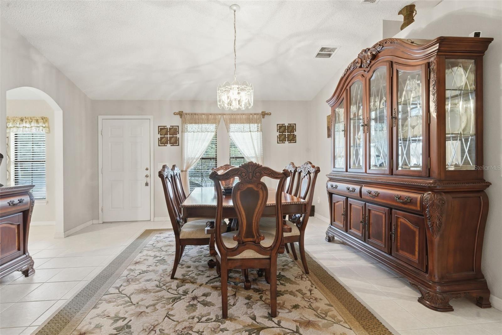 812 Benton Lake Drive, FL