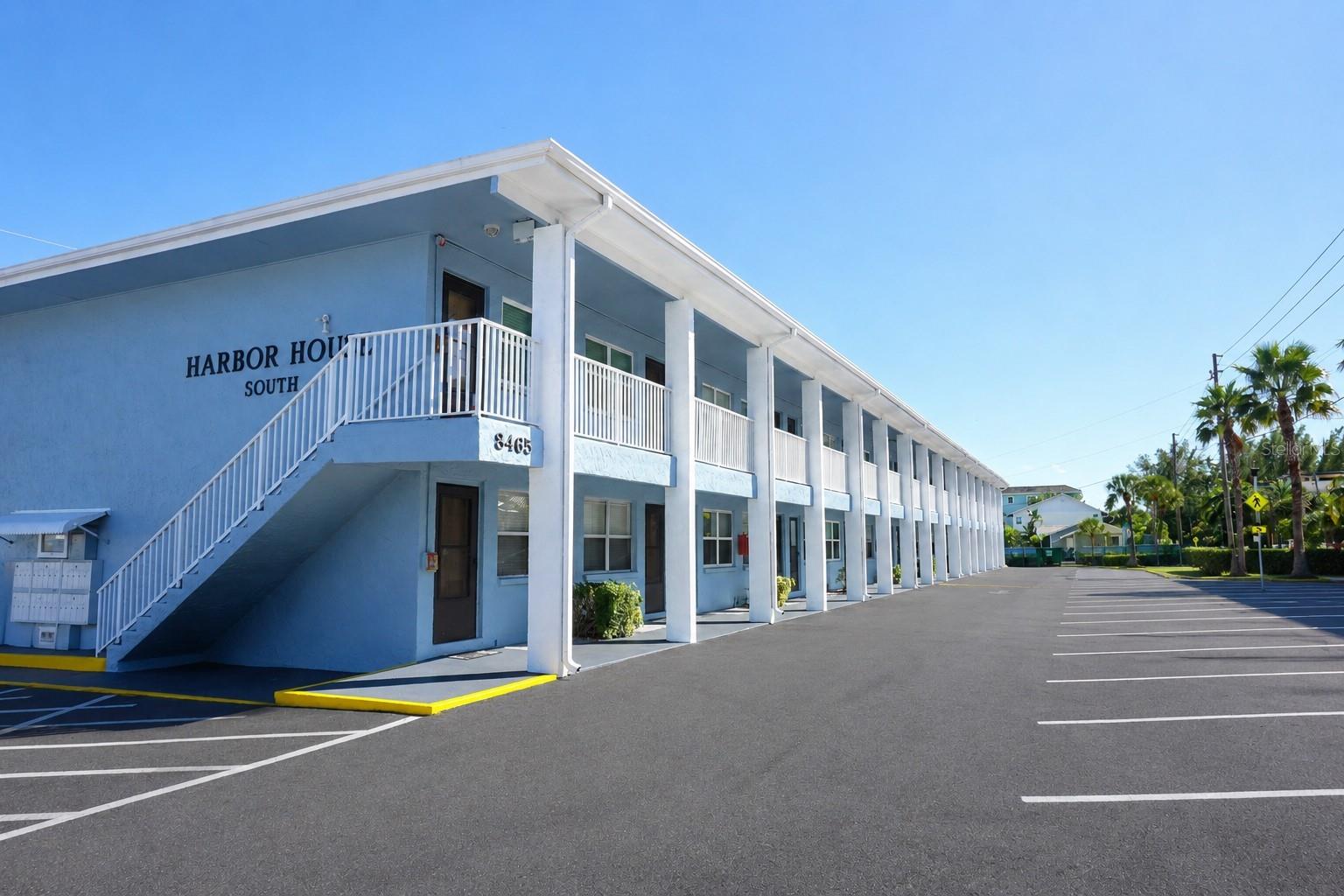 8465 Gulf Boulevard, FL