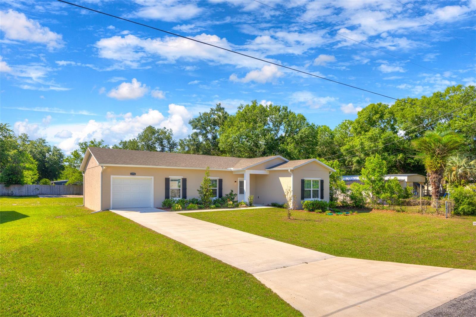 174 Dover Ln, FL