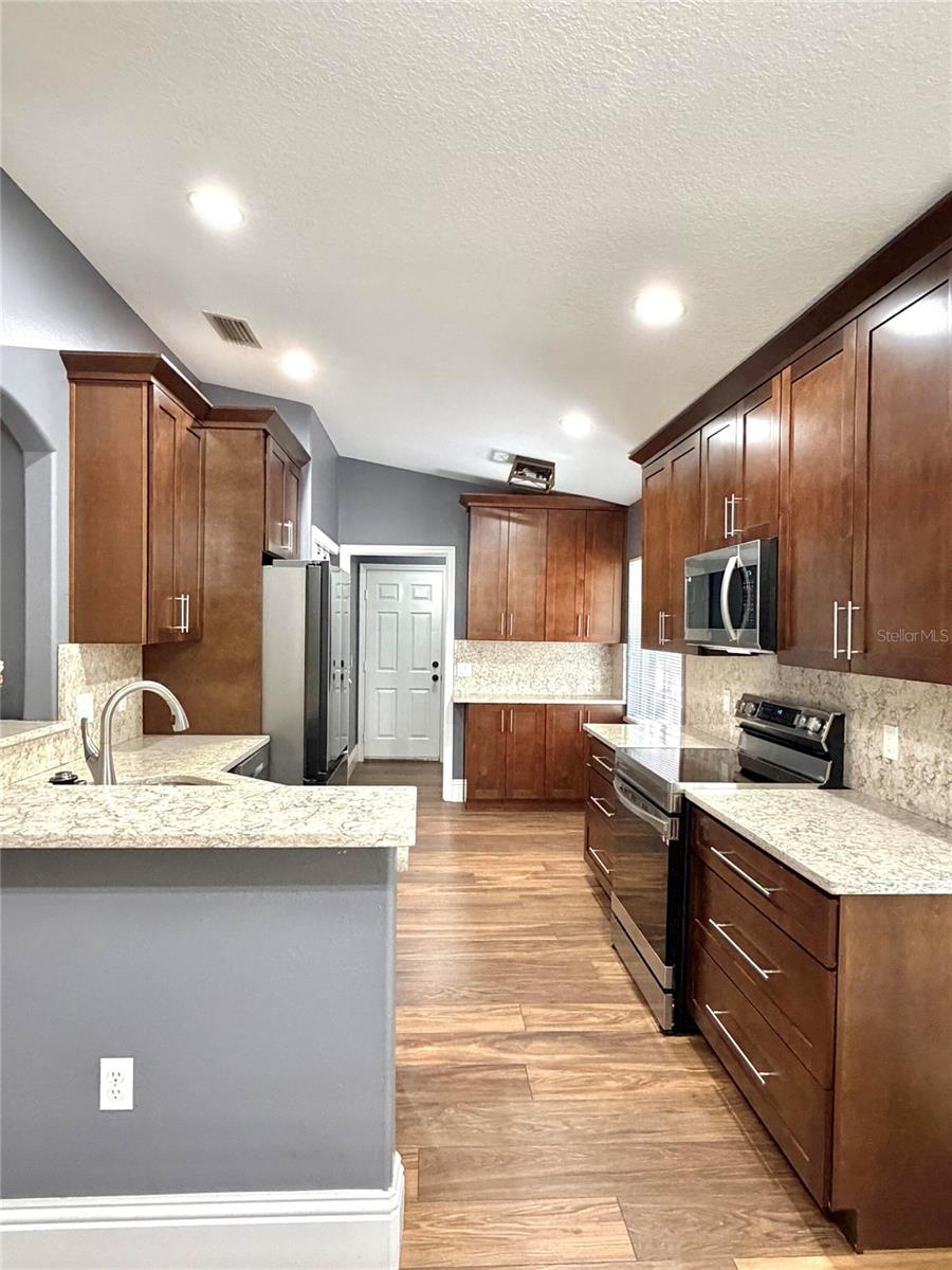 6436 Fig Leaf Street, FL