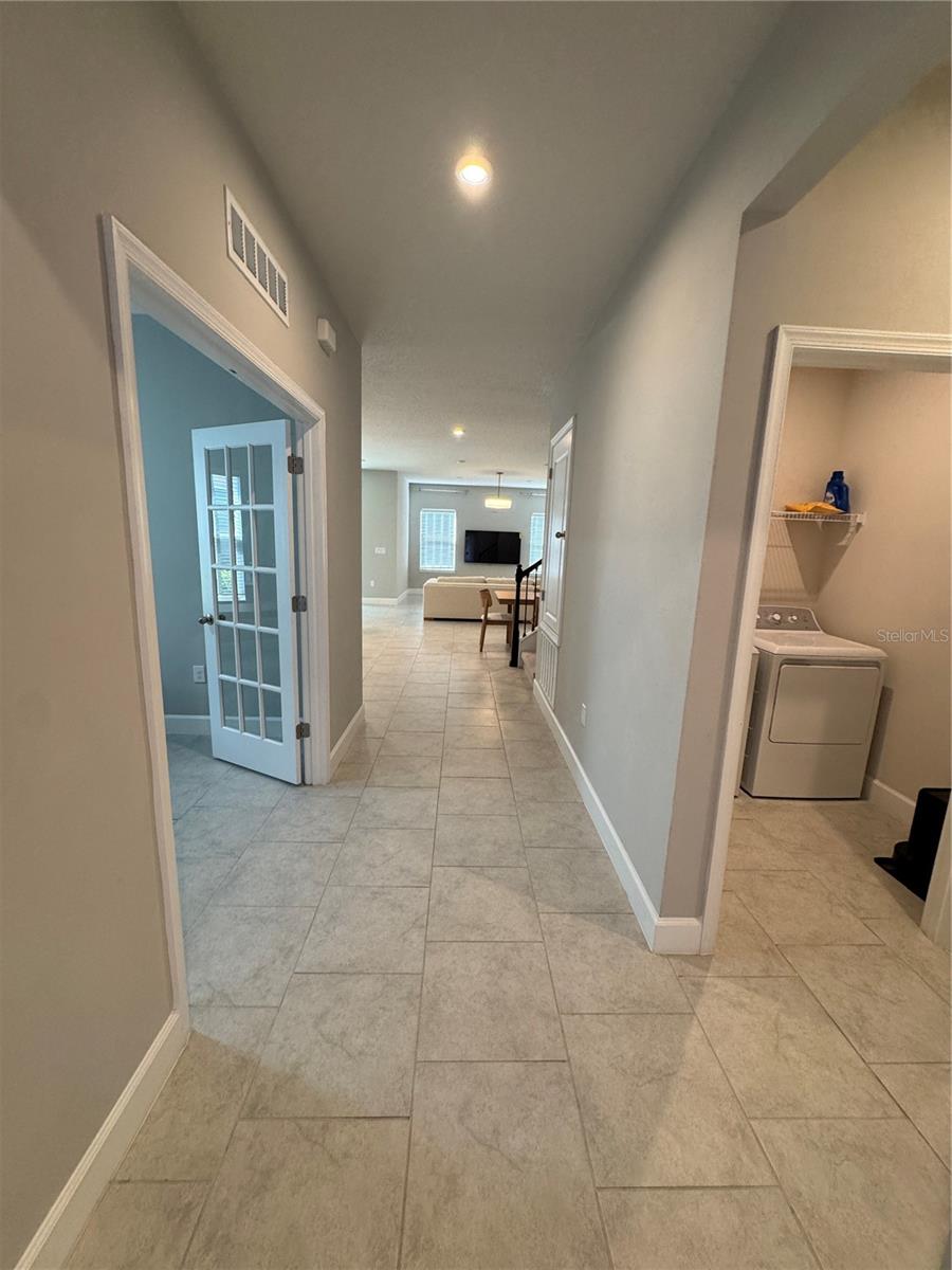 281 Siesta Vista Court, FL