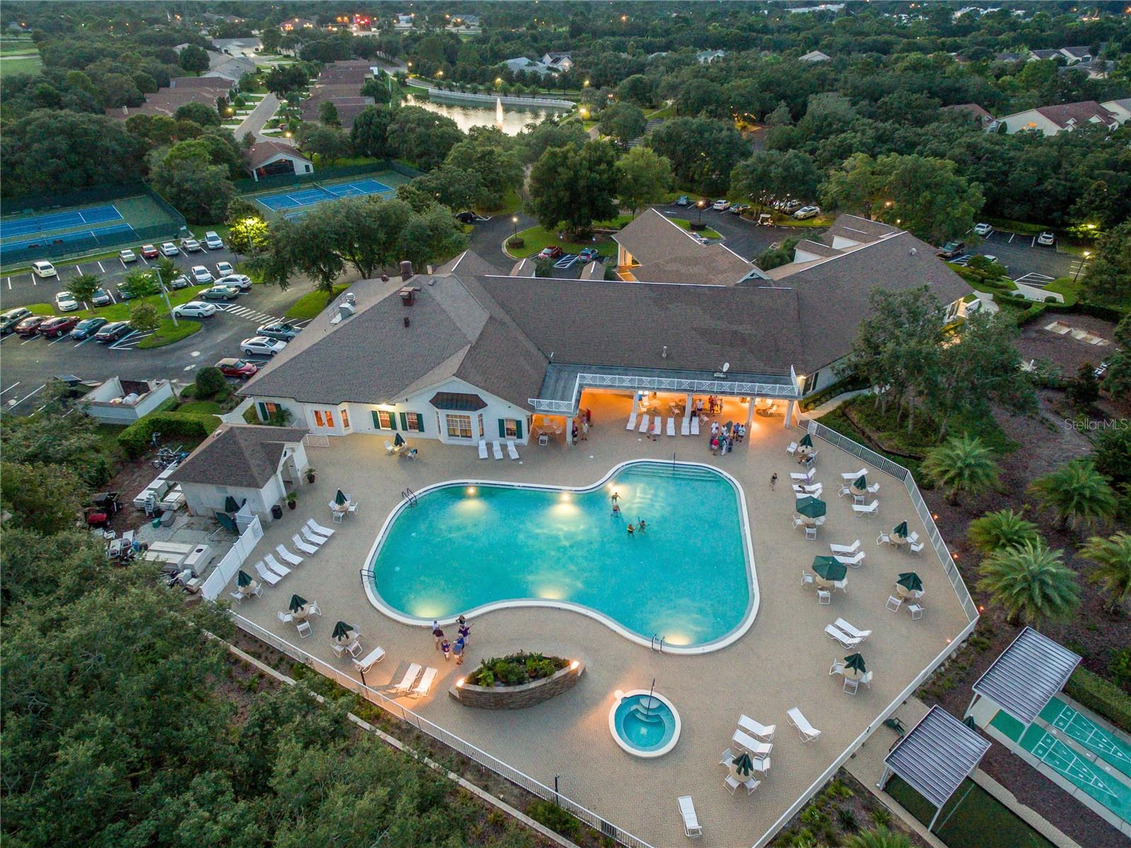 366 Barrington Court, FL