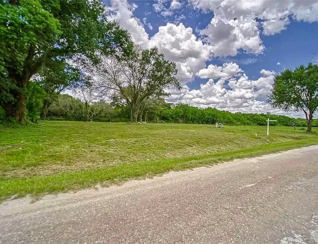 11710 Meadowdale Drive, FL