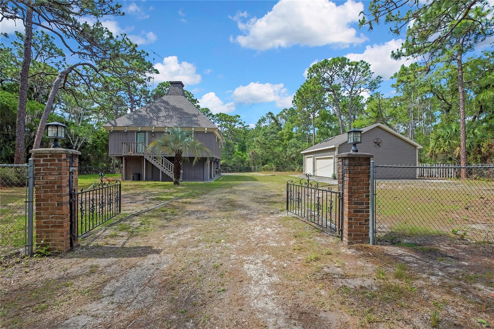 9160 Kingston Drive, FL