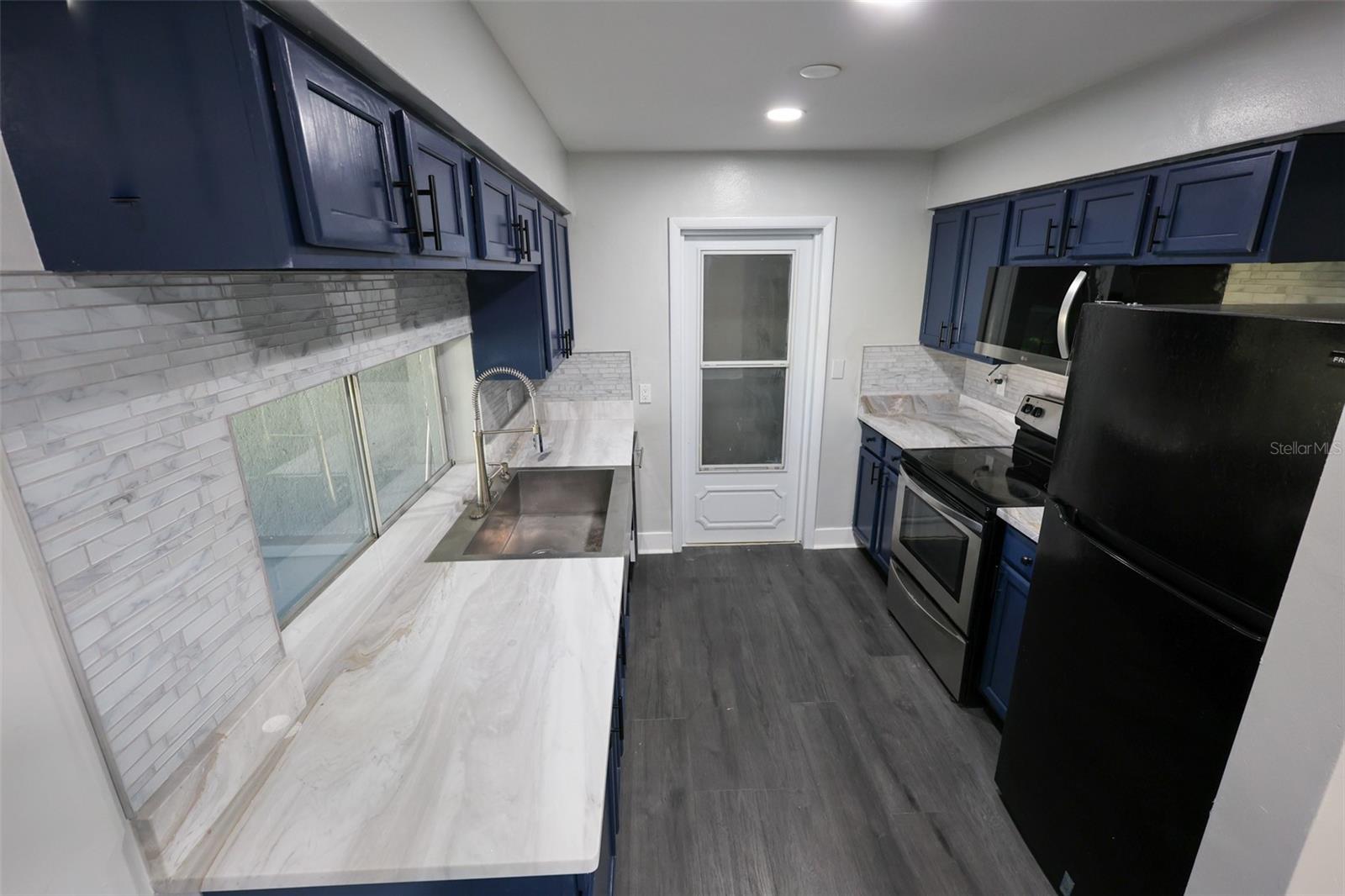 1500 Laurel Circle, FL