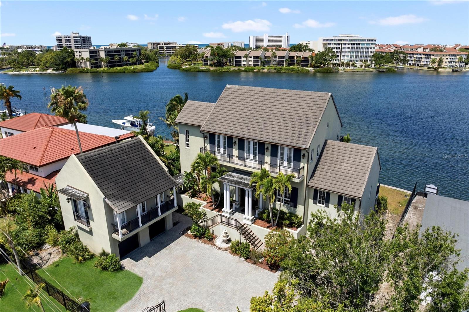 6438 Hollywood Boulevard, FL