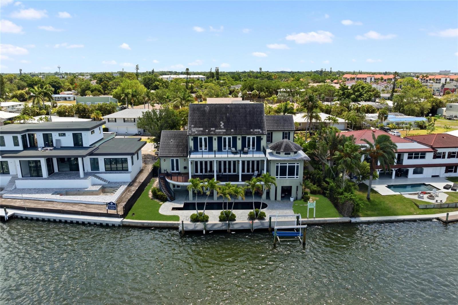 6438 Hollywood Boulevard, FL