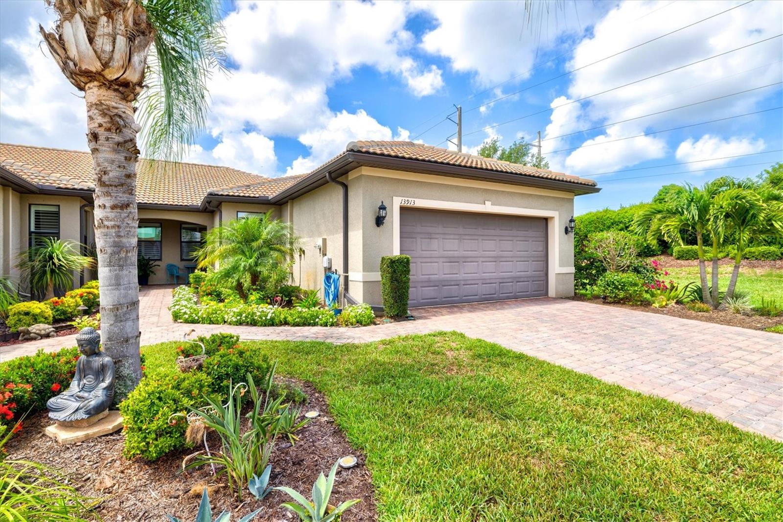 13913 Alafaya Street, FL