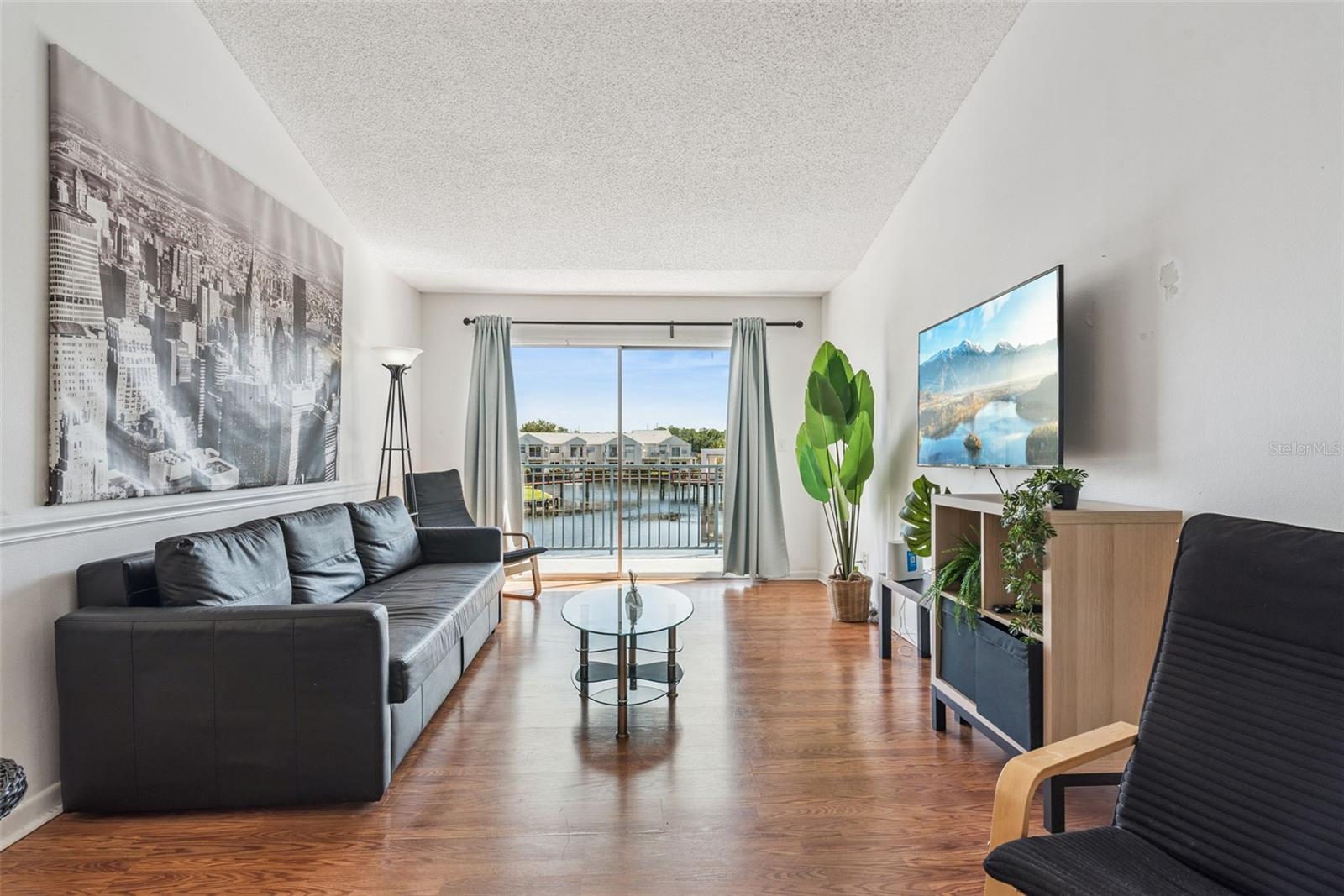 2564 Woodgate Boulevard, FL