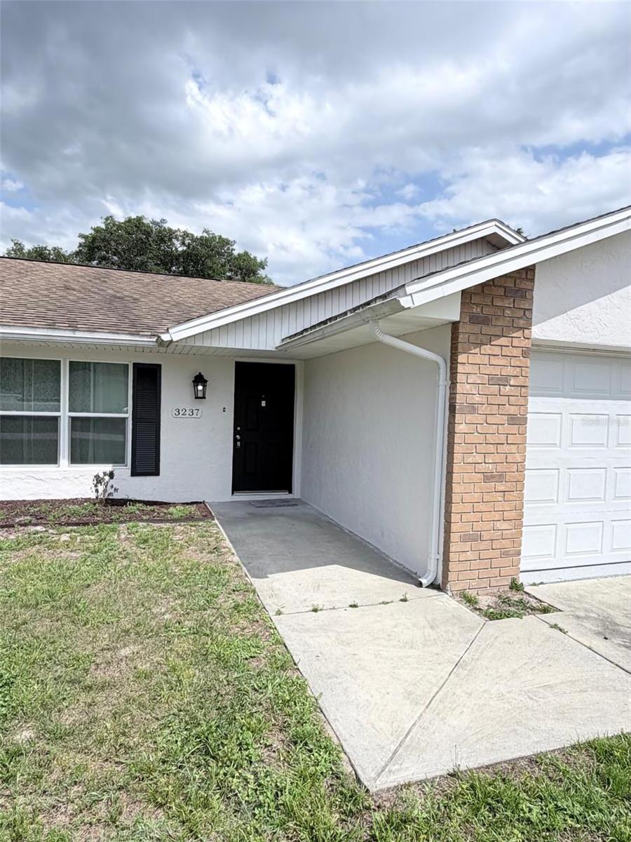3237 London Avenue, FL