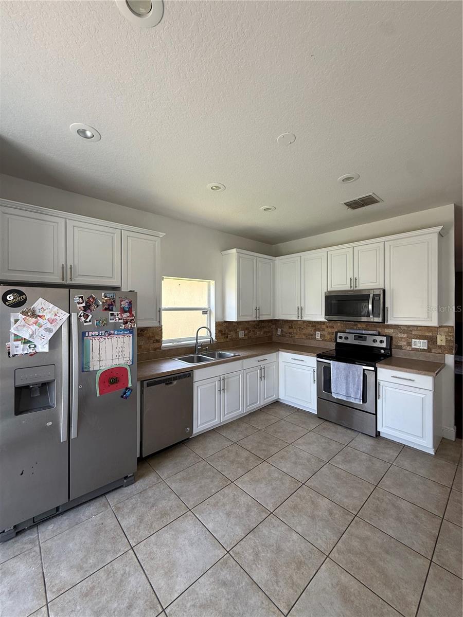 2268 Victoria Falls Drive, FL