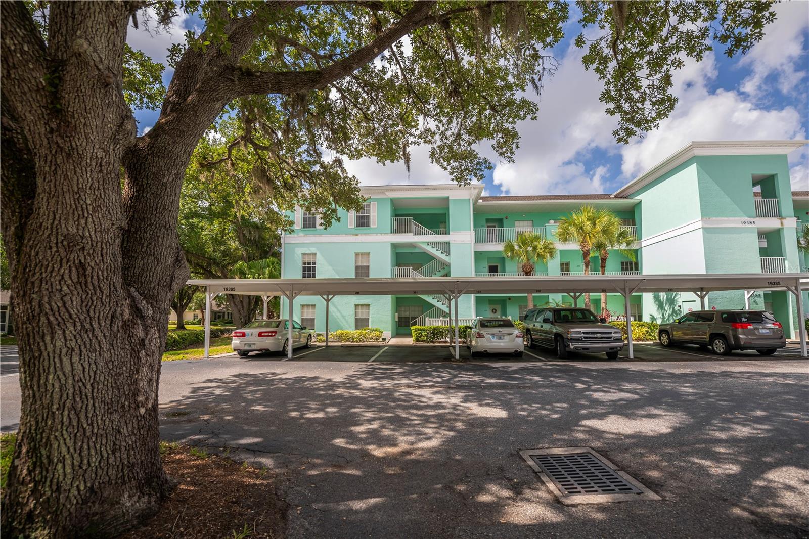 19385 Water Oak Drive, FL