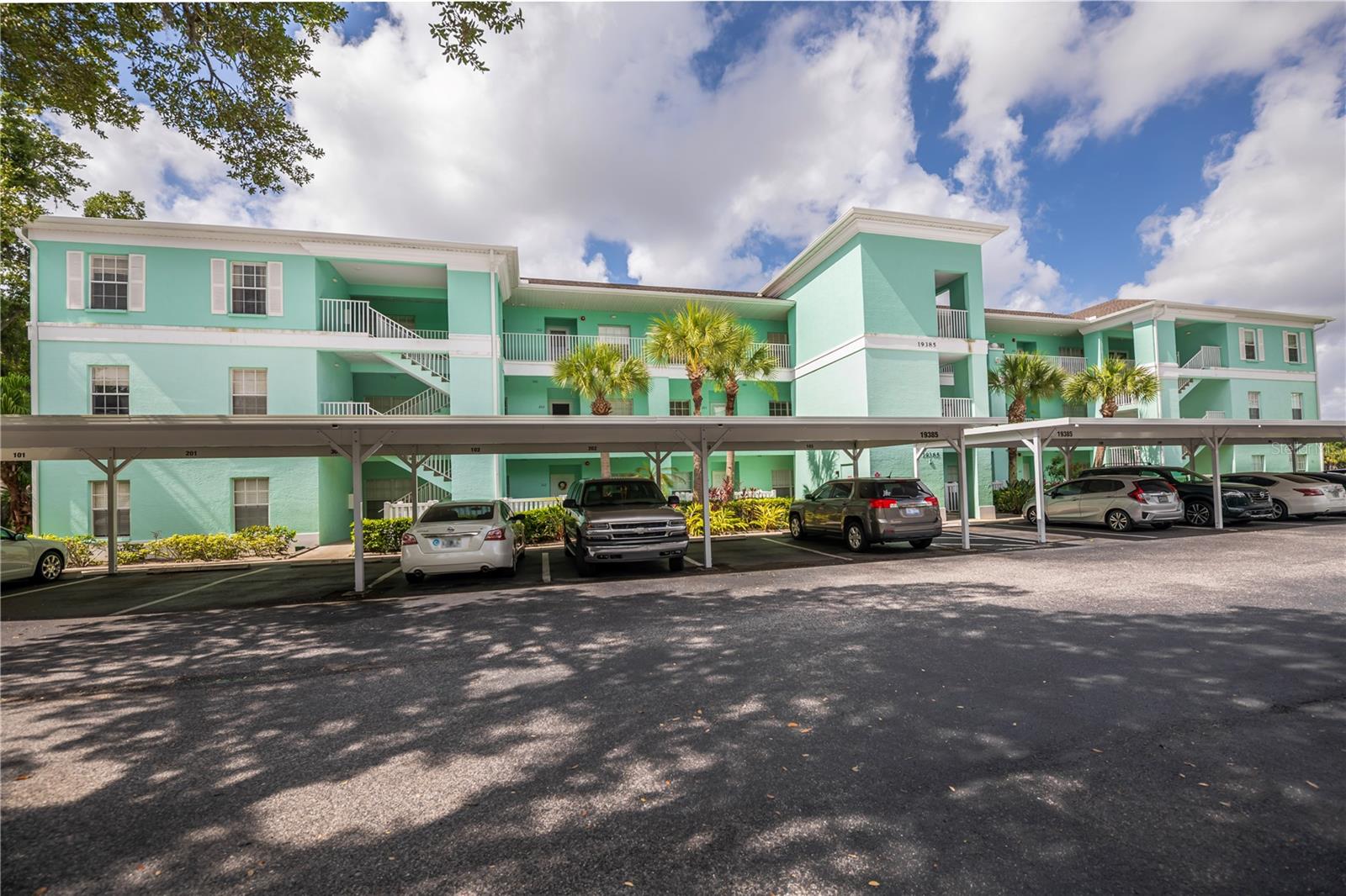 19385 Water Oak Drive, FL