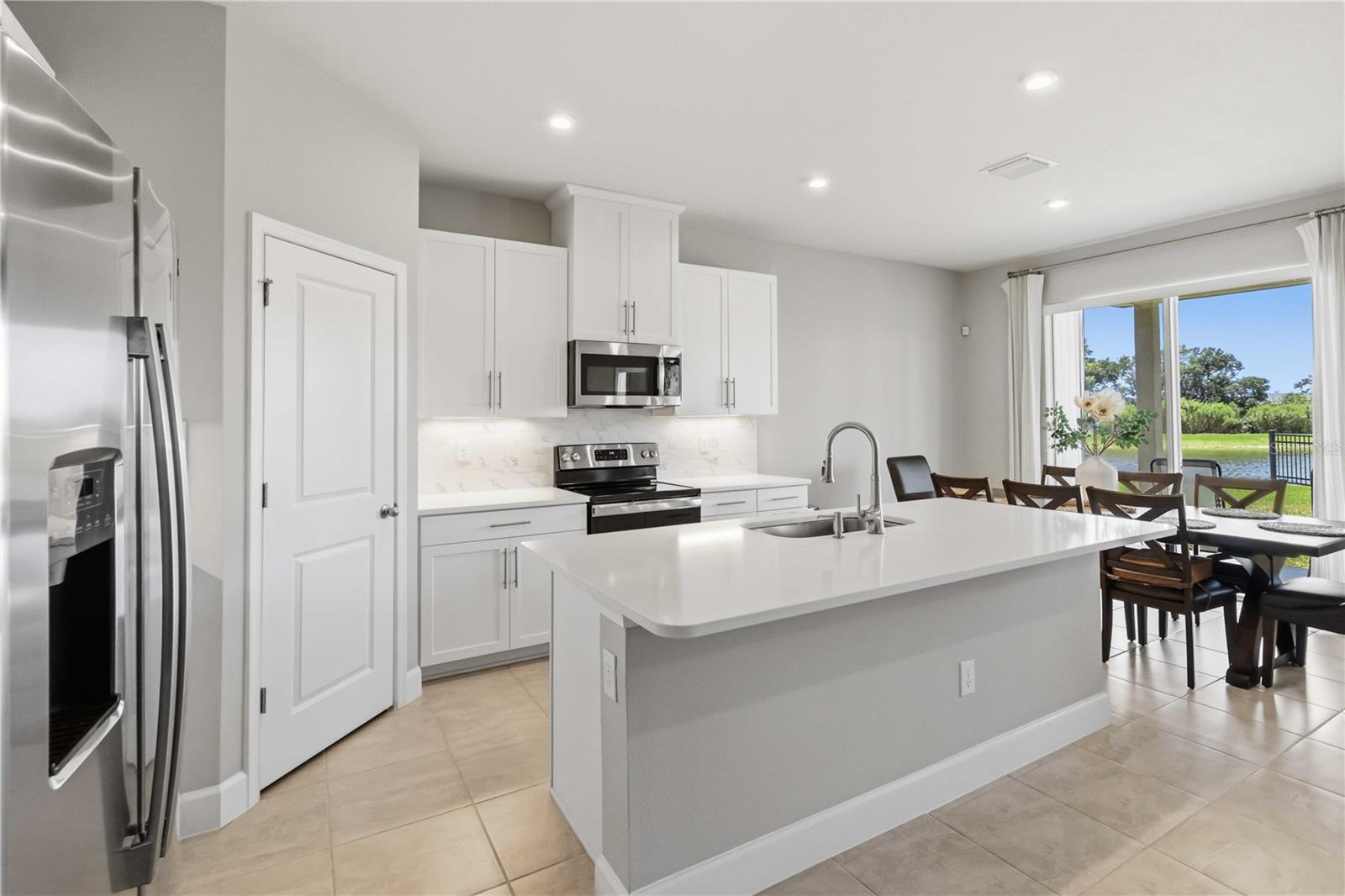 10009 Daybreak Glen, FL