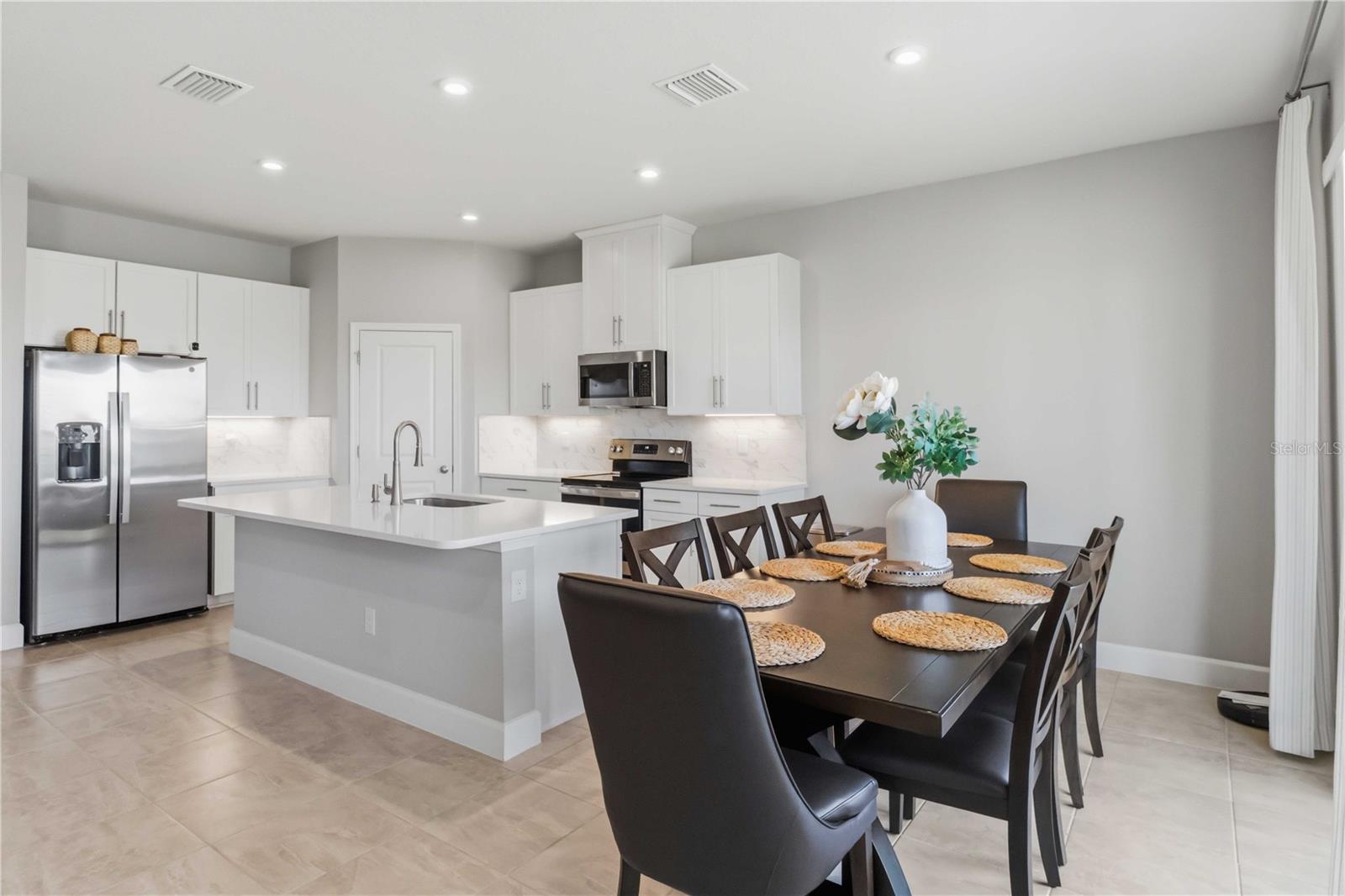 10009 Daybreak Glen, FL