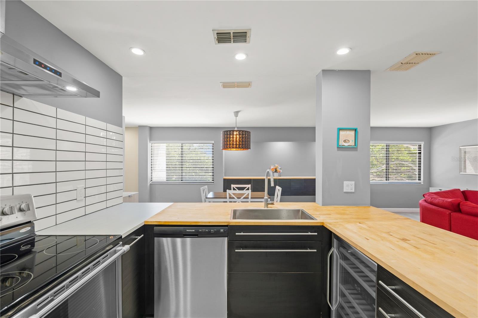 2746 Orchid Oaks Drive, FL