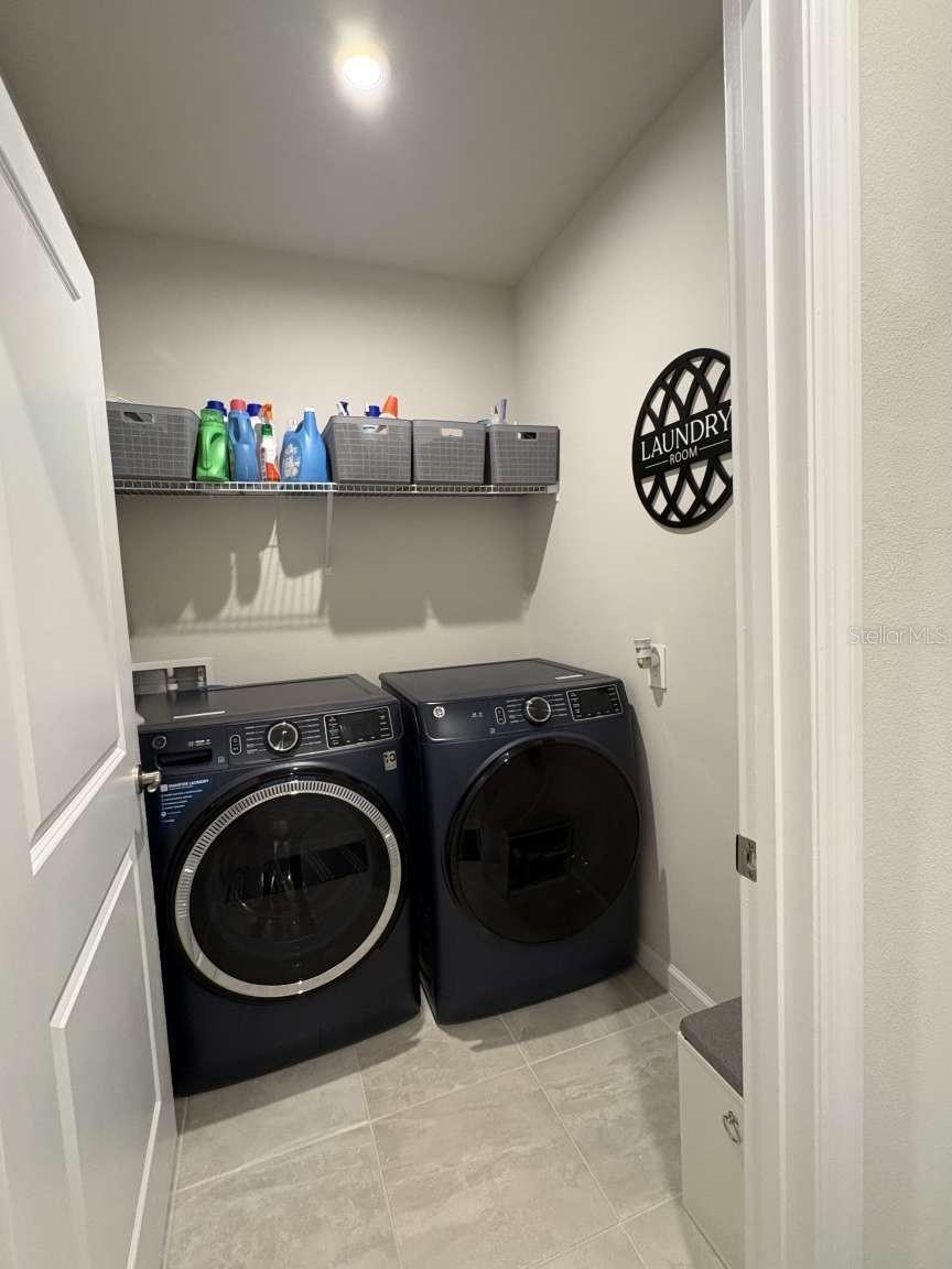 1982 Palms Drive, FL