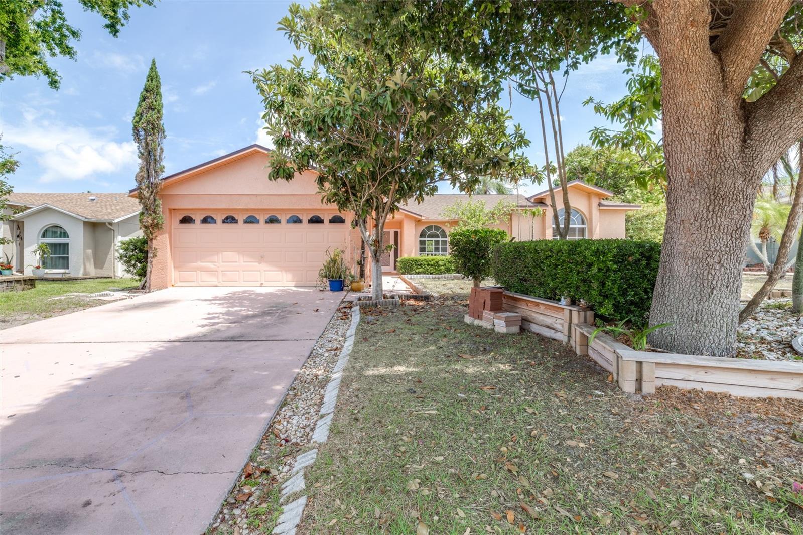2538 Countryside Pines Drive, FL